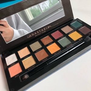 ABH Subculture Eyeshadow Palette